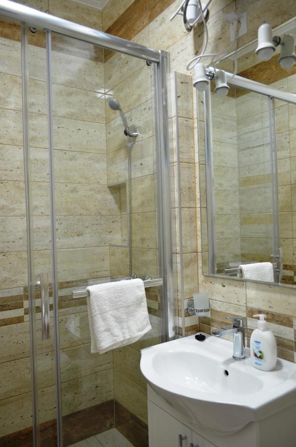 Henrietta - Violetta Apartman Hajdúszoboszló Exterior foto
